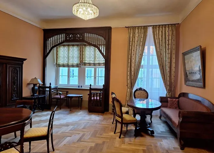 Stadtpalais Marche-Suite Maximal 2 Personen Und 1 Kleinkind