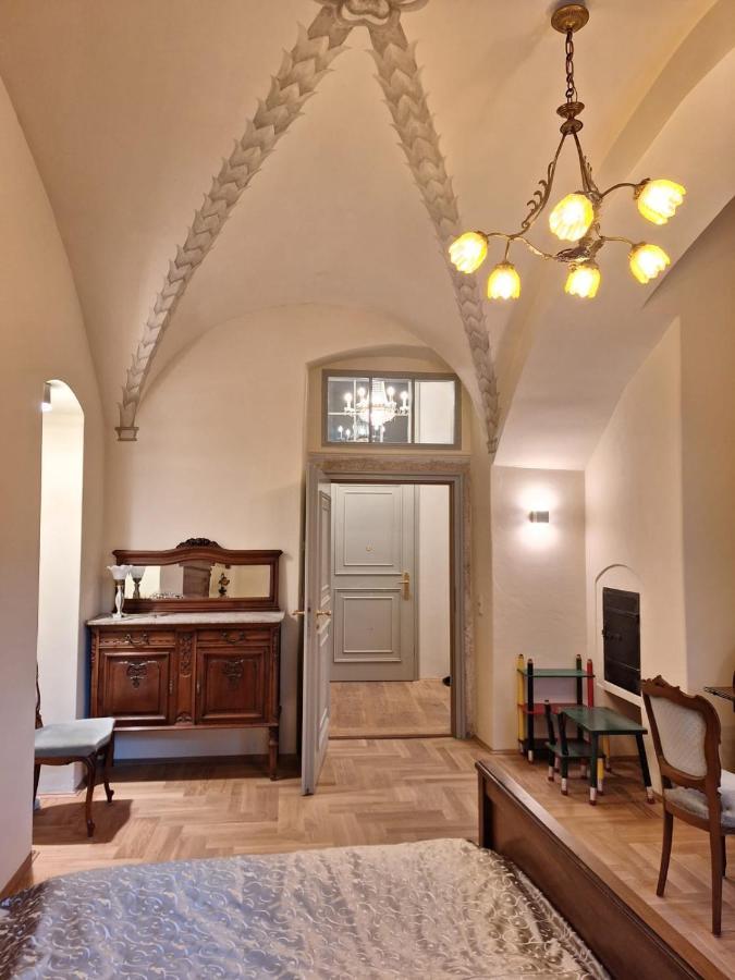 Appartement Stadtpalais Marche-suite Maximal 2 Personen Und 1 Kleinkind Bautzen
