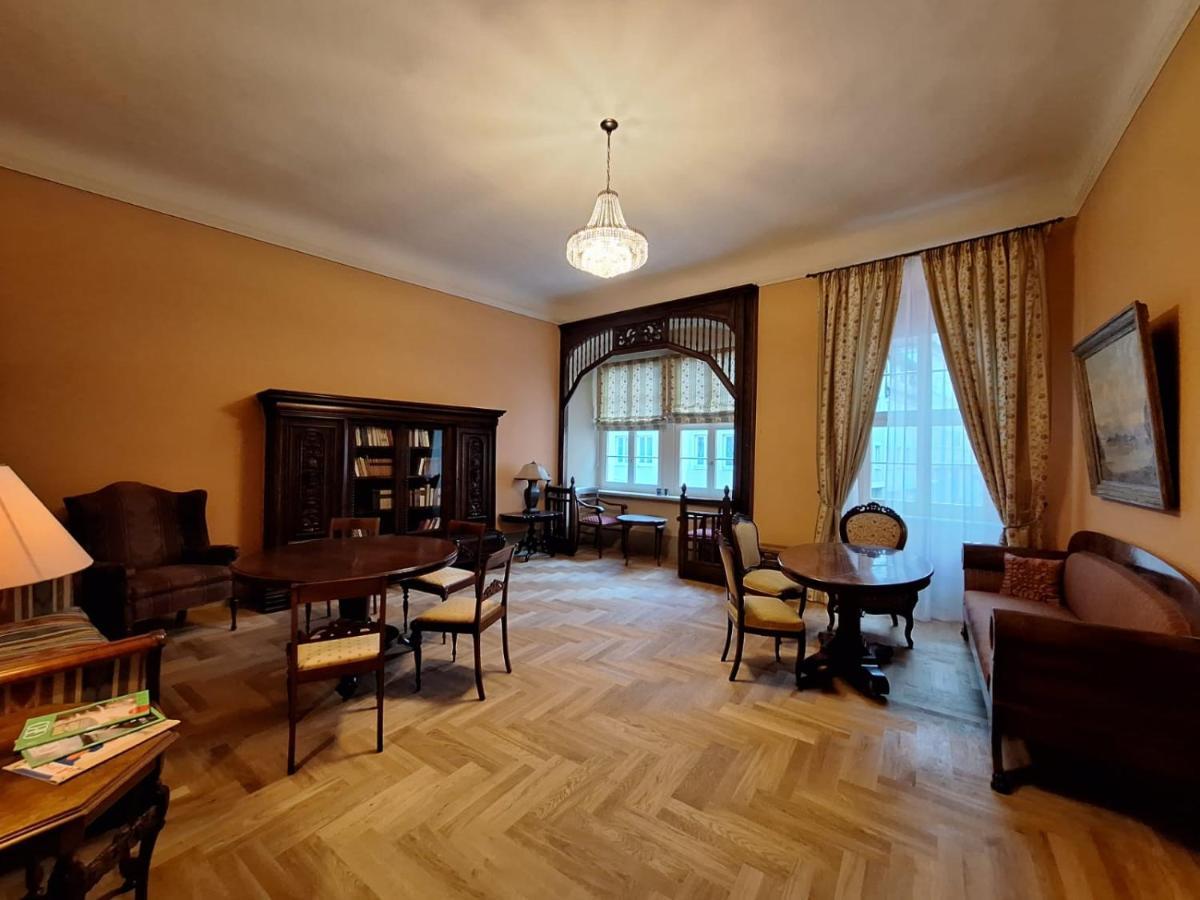 Appartement Stadtpalais Marche-suite Maximal 2 Personen Und 1 Kleinkind Bautzen