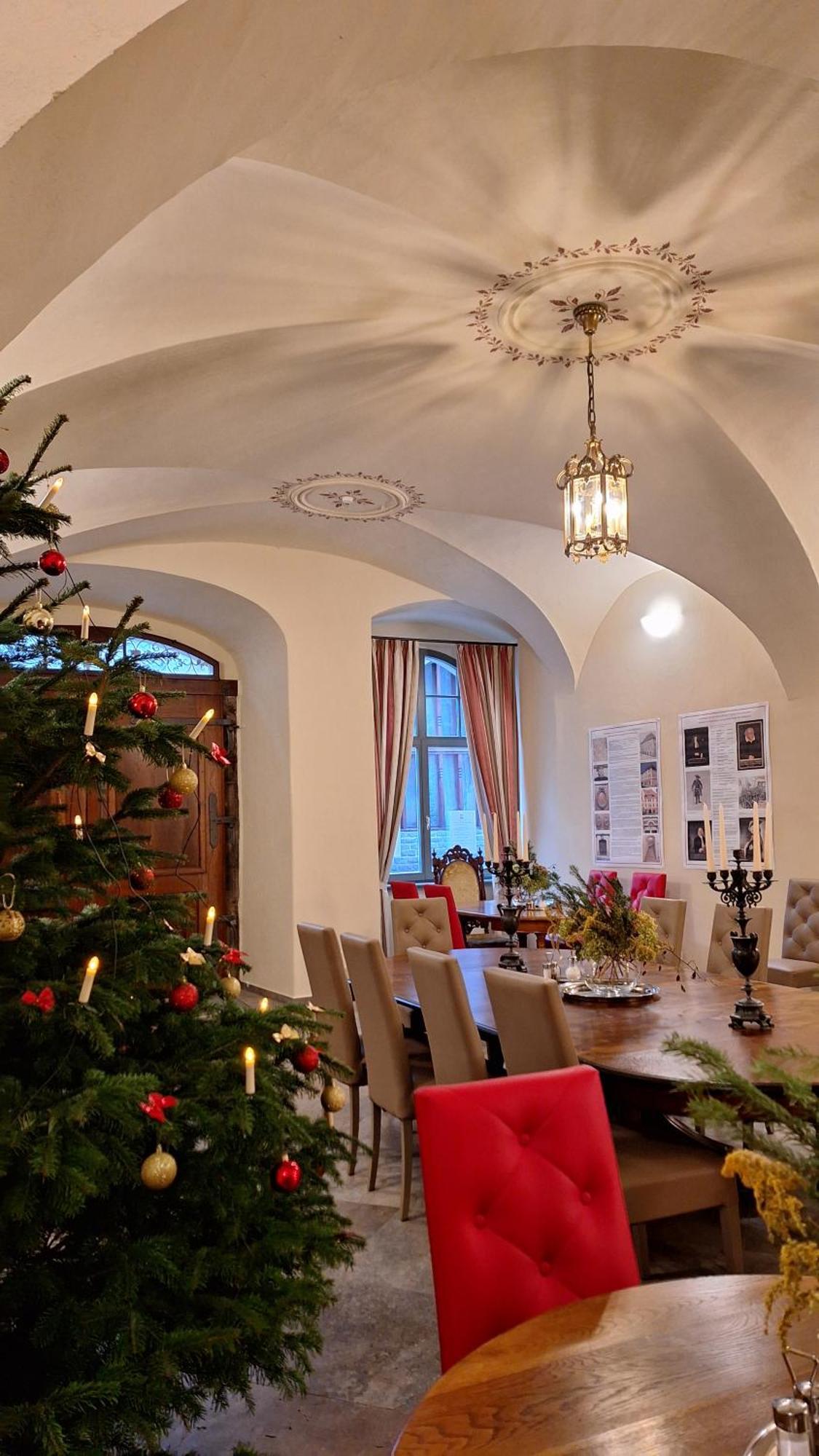 Appartement Stadtpalais Marche-suite Maximal 2 Personen Und 1 Kleinkind