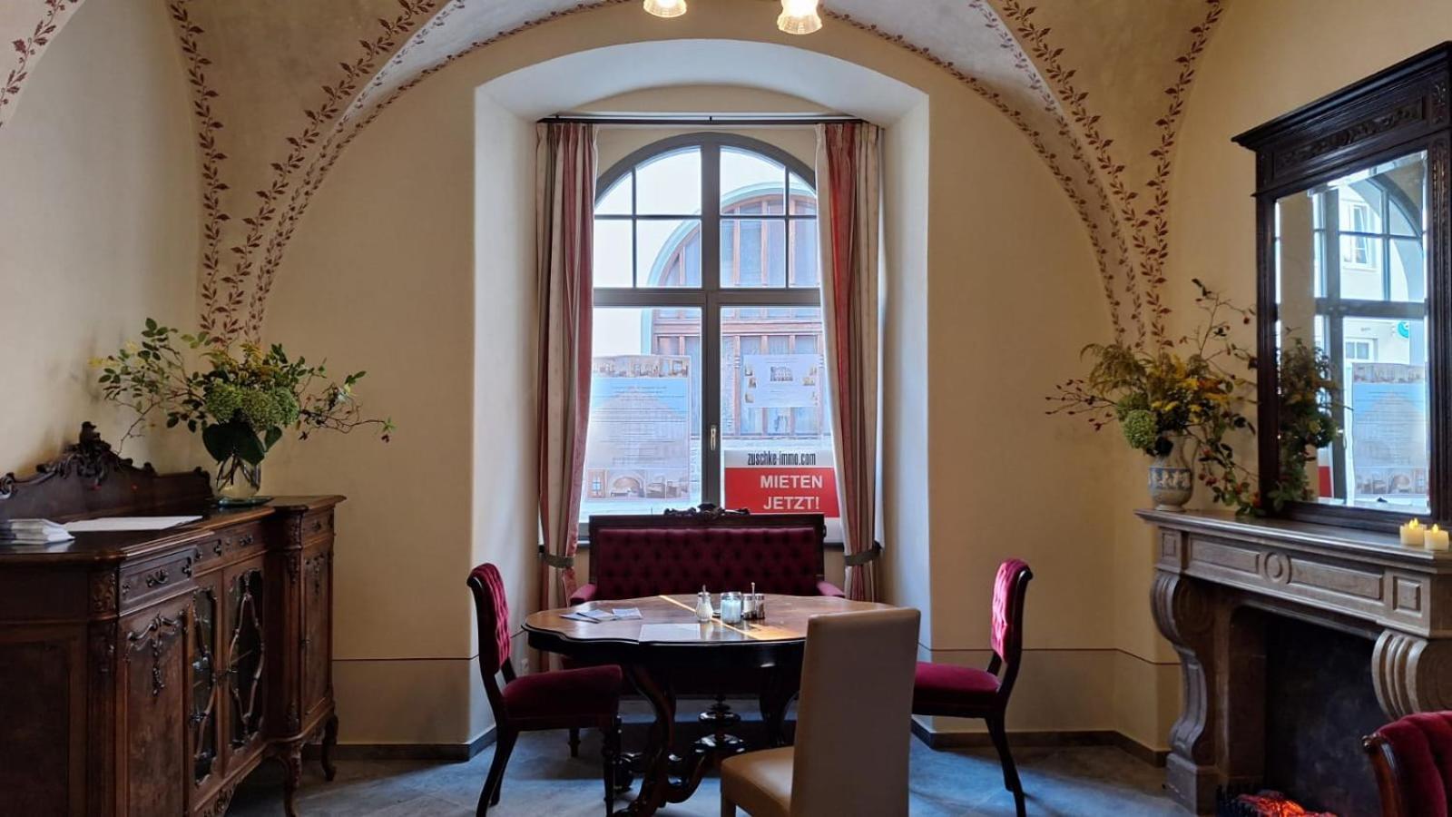 Appartement Stadtpalais Marche-suite Maximal 2 Personen Und 1 Kleinkind